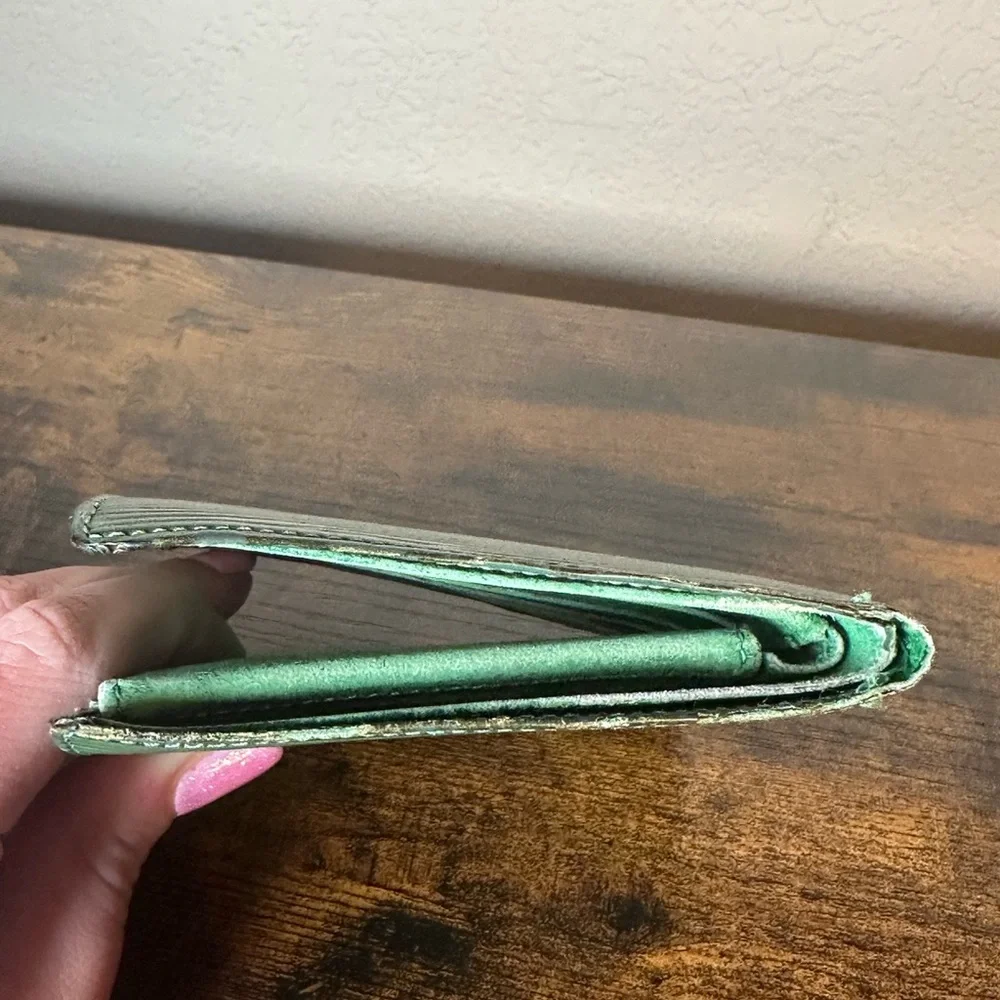 Authentic Louis Vuitton Epi Leather Green Wallet